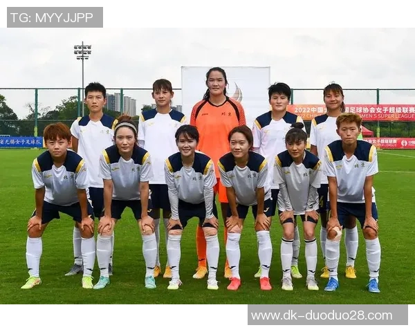 桐乡足球球星崛起之路：从地方小将到国家队新星的奋斗历程